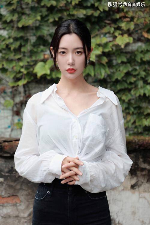 一对一视频聊天网站 暗夜女王
